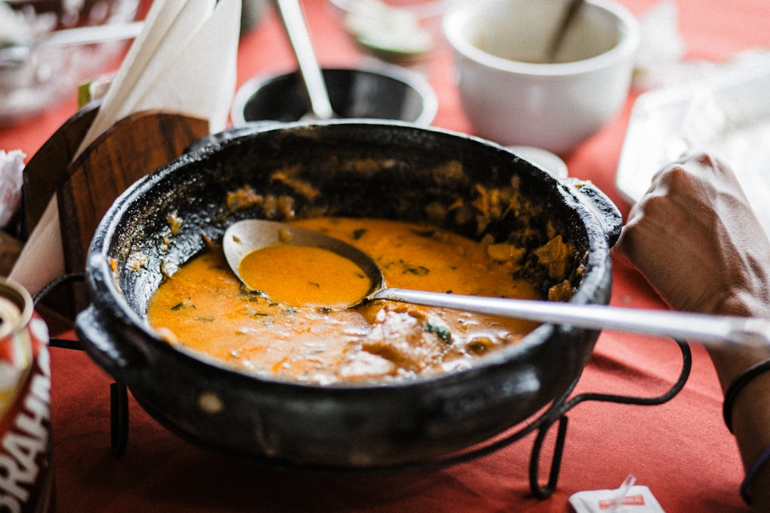 Moqueca Baiana: Onde Comer a Melhor em Porto Seguro
